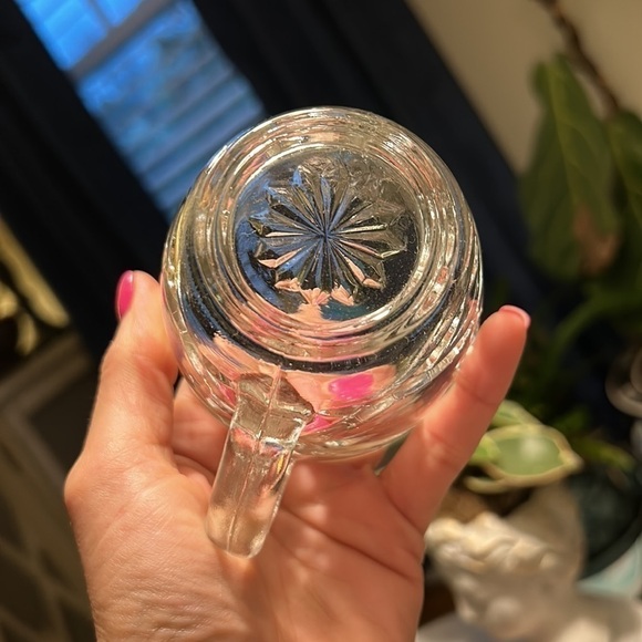 Vintage Anchor Hocking Clear Prescott Glass Star of David Creamer - Picture 3 of 3
